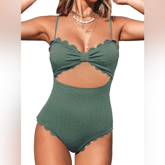 Cupshe Swim Nwt Cupshe Cut Out Scalloped Edge Textured Piece
